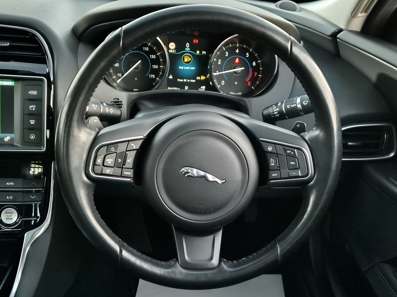 Used Jaguar XE 2017 for sale - 77042427: Photo 45