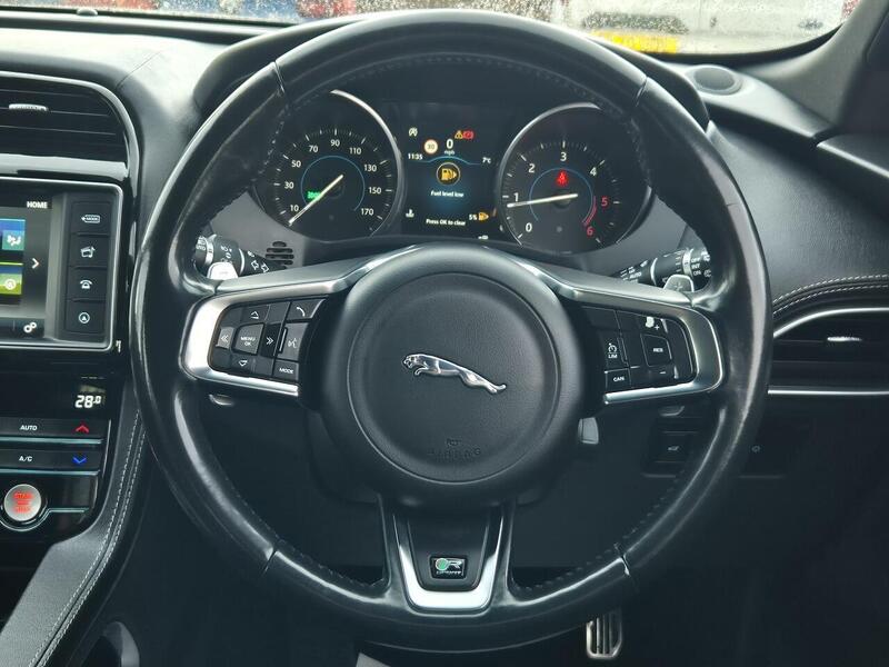 Used Jaguar F-Pace 2017 for sale - 77774266: Photo 33
