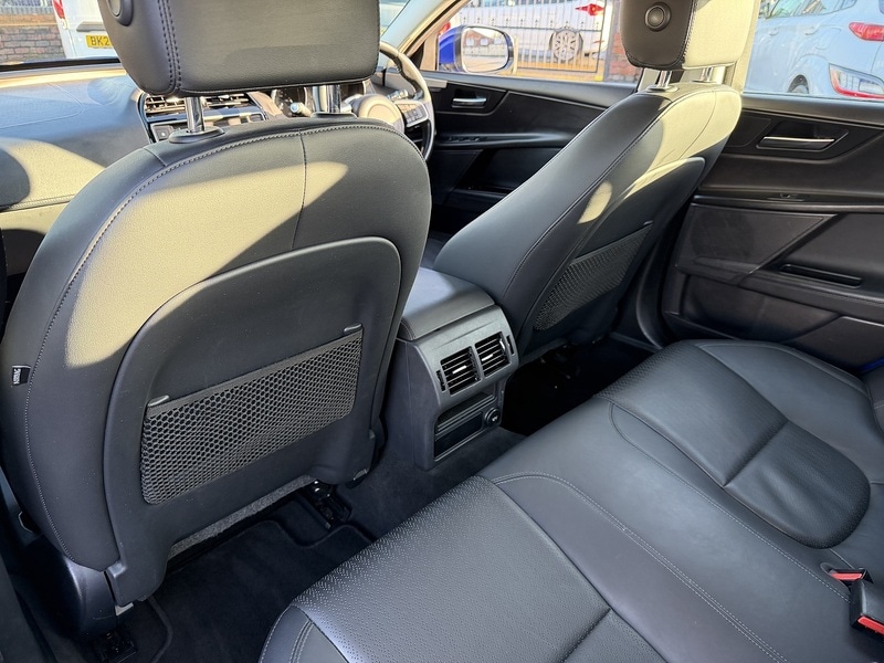 Used Jaguar XE 2018 for sale - 77042416: Photo 10