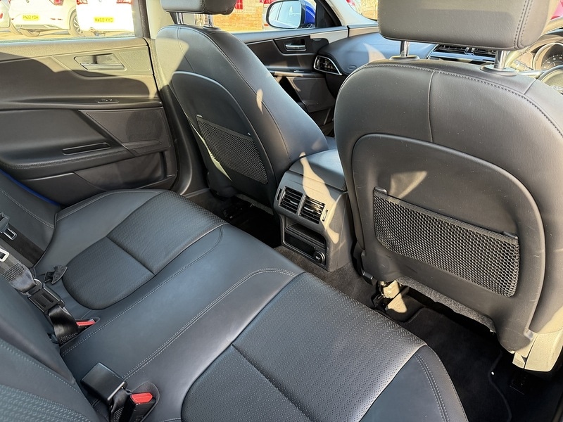 Used Jaguar XE 2018 for sale - 77042416: Photo 12