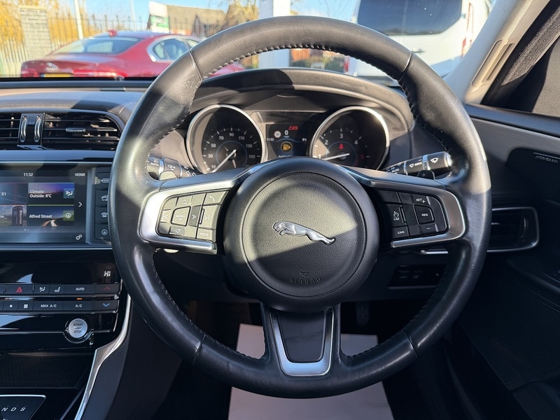 Used Jaguar XE 2018 for sale - 77042416: Photo 33