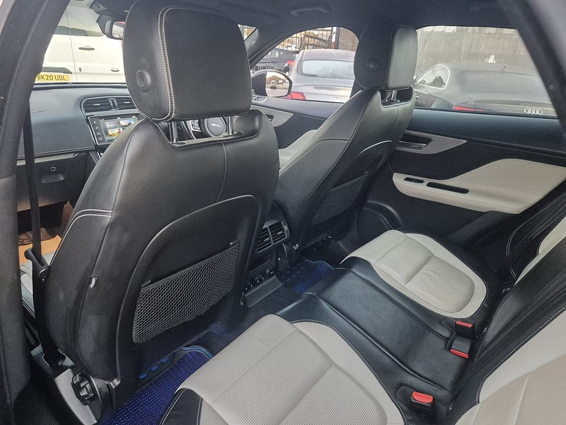 Used Jaguar F-Pace 2017 for sale - 77042424: Photo 16