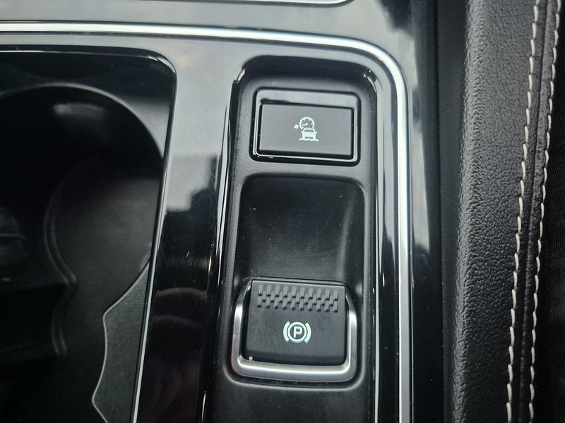 Used Jaguar F-Pace 2017 for sale - 77042424: Photo 25