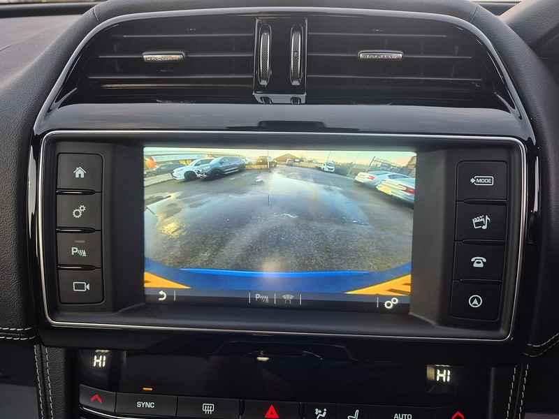 Used Jaguar F-Pace 2017 for sale - 77042424: Photo 33