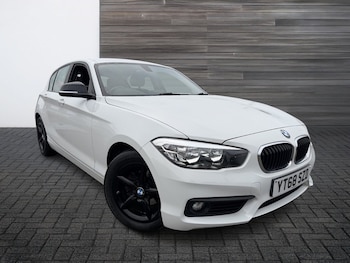 Used BMW 1 Series 2018 for sale - 77233470: Photo