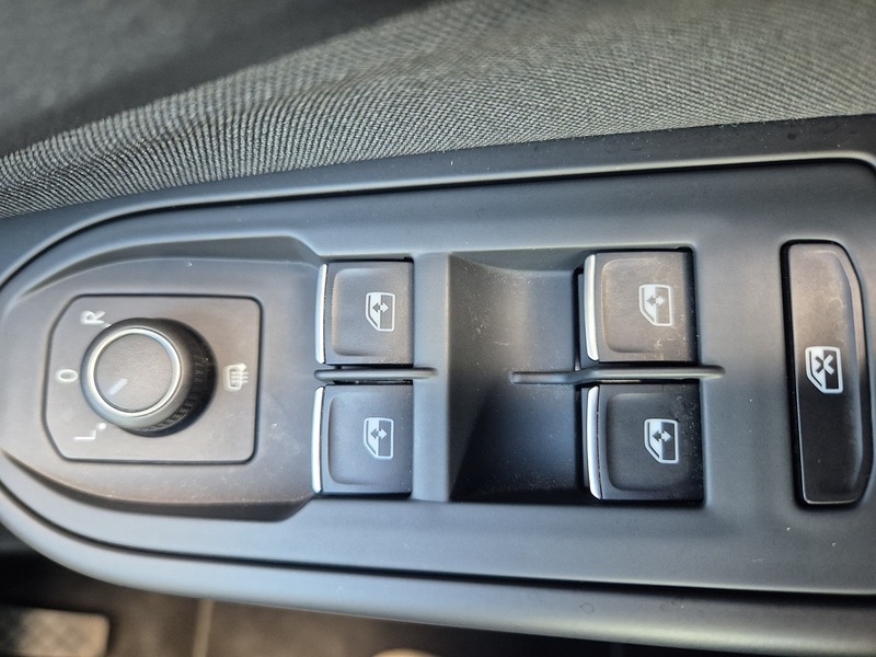 Used Volkswagen Golf 2020 for sale - 77042360: Photo 30