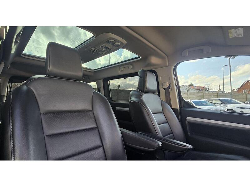 Used Peugeot Traveller 2017 for sale - 77781112: Photo 10