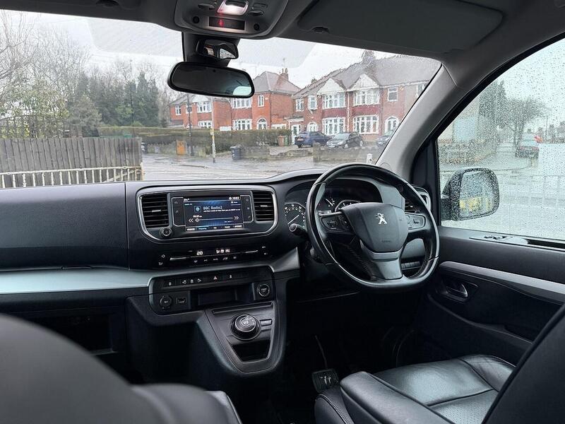 Used Peugeot Traveller 2017 for sale - 77781112: Photo 20