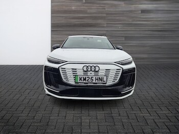 Used Audi Q6 e-tron 2025 for sale - 77416772: Photo