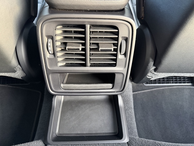 Used Porsche Taycan 2021 for sale - 77042409: Photo 17