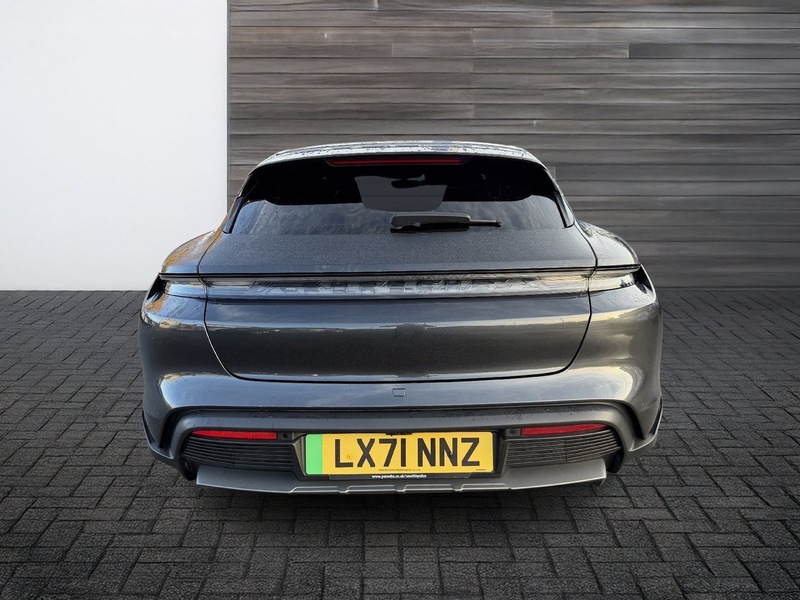 Used Porsche Taycan 2021 for sale - 77042409: Photo 6