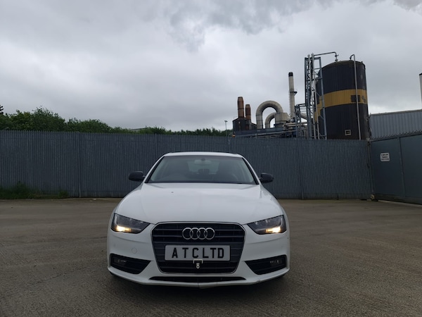 Used Audi A4 2013 for sale - 73104084: Photo 2