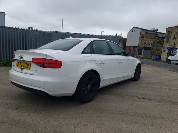 Used Audi A4 2013 for sale - 73104084: Photo 4