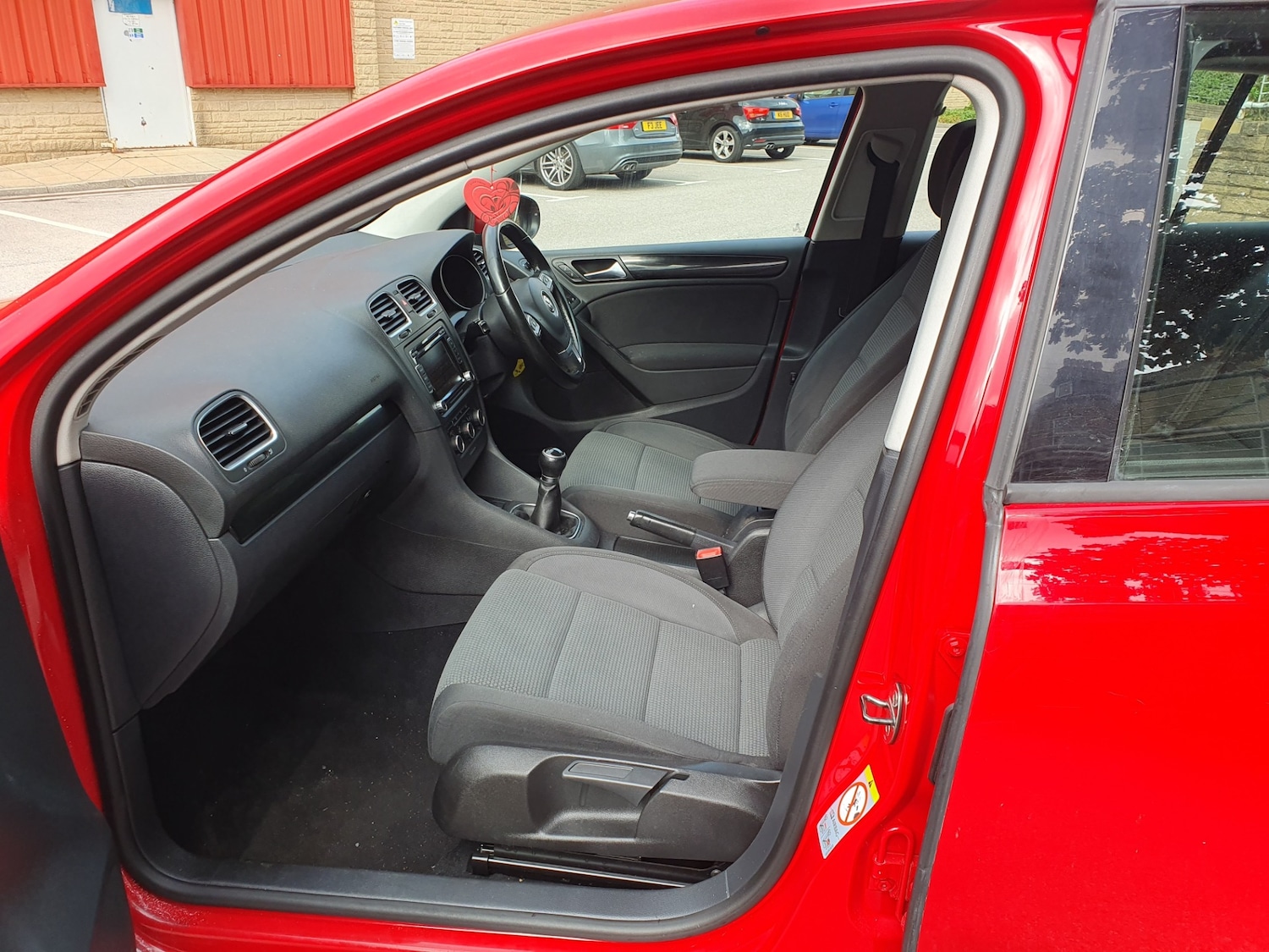 Used Volkswagen Golf 2012 for sale - 77162130: Photo 9