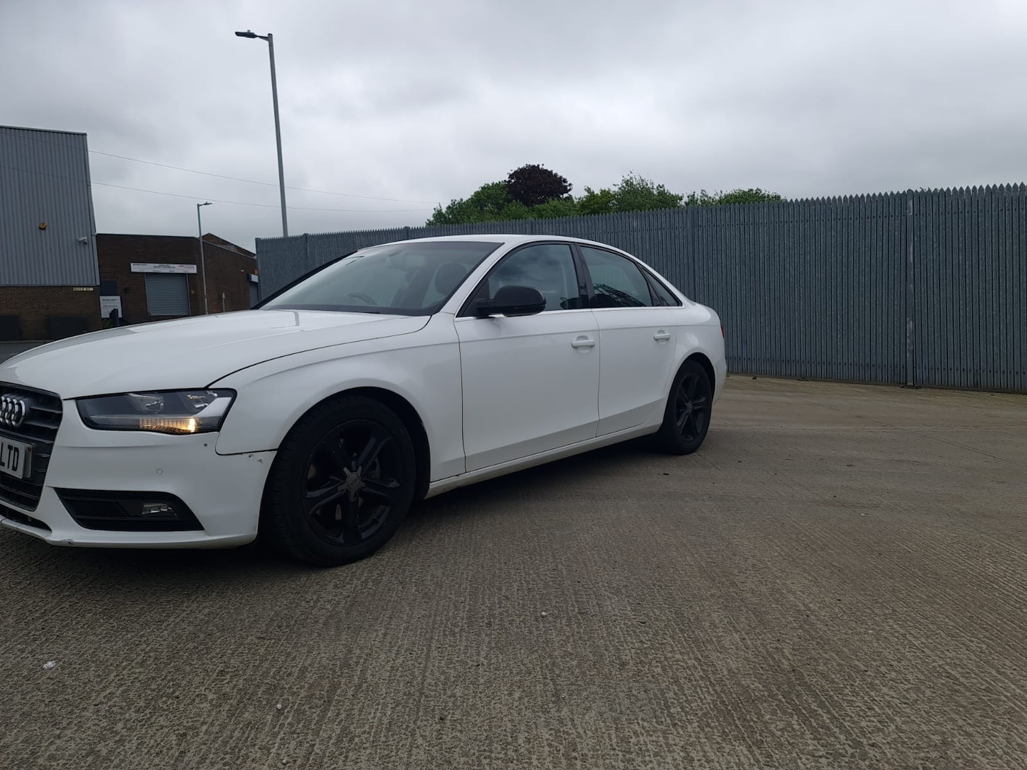 Used Audi A4 2013 for sale - 77159984: Photo 3