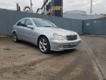 Used Mercedes-Benz C-Class 2005 for sale - 73506227: Photo