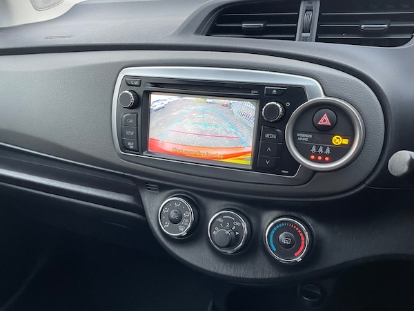 Used Toyota Yaris 2013 for sale - 73135504: Photo 12