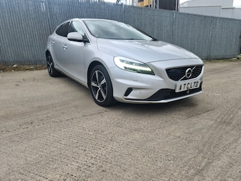 Volvo V40 feature image
