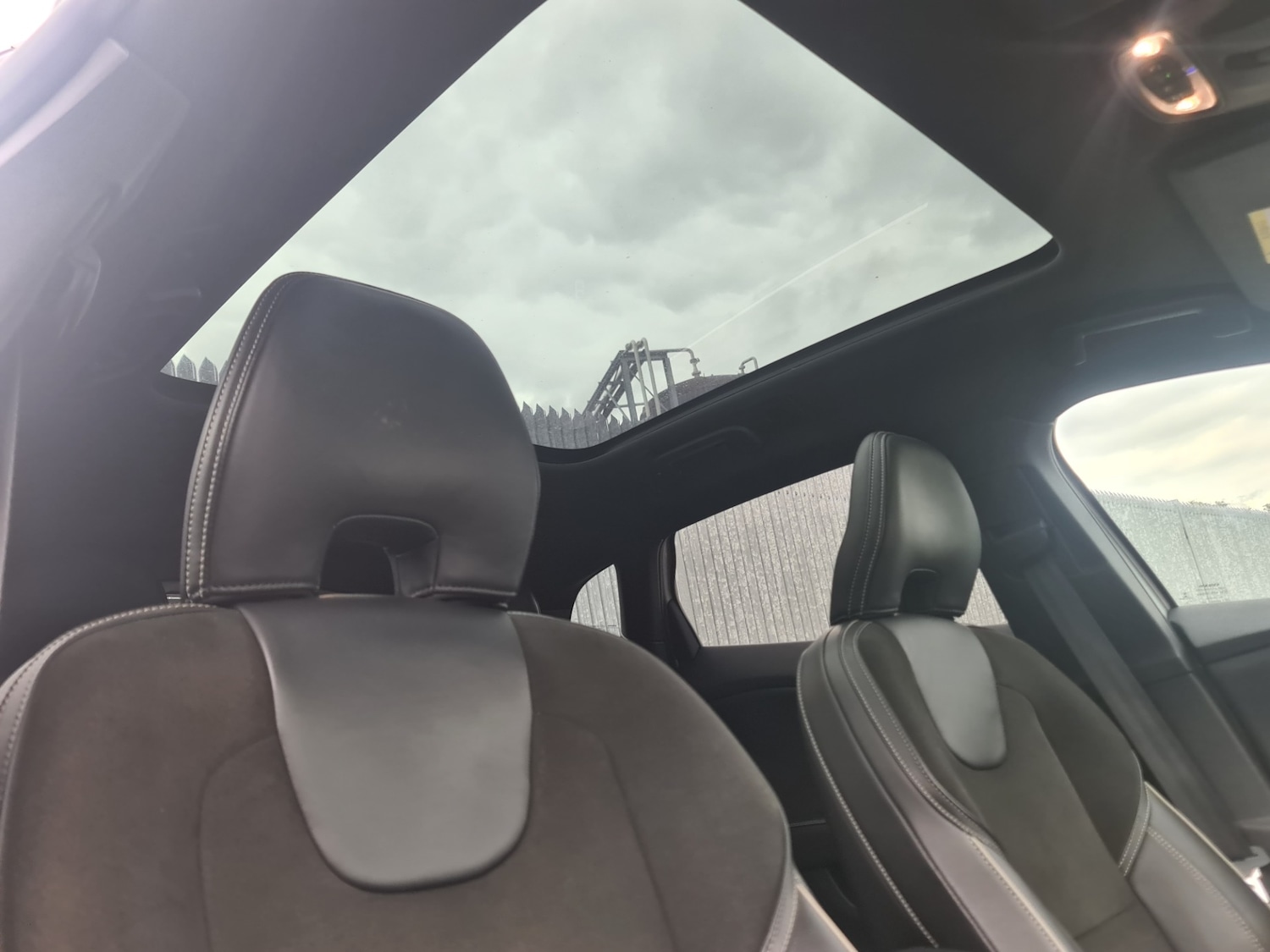 Used Volvo V40 2018 for sale - 77160017: Photo 24