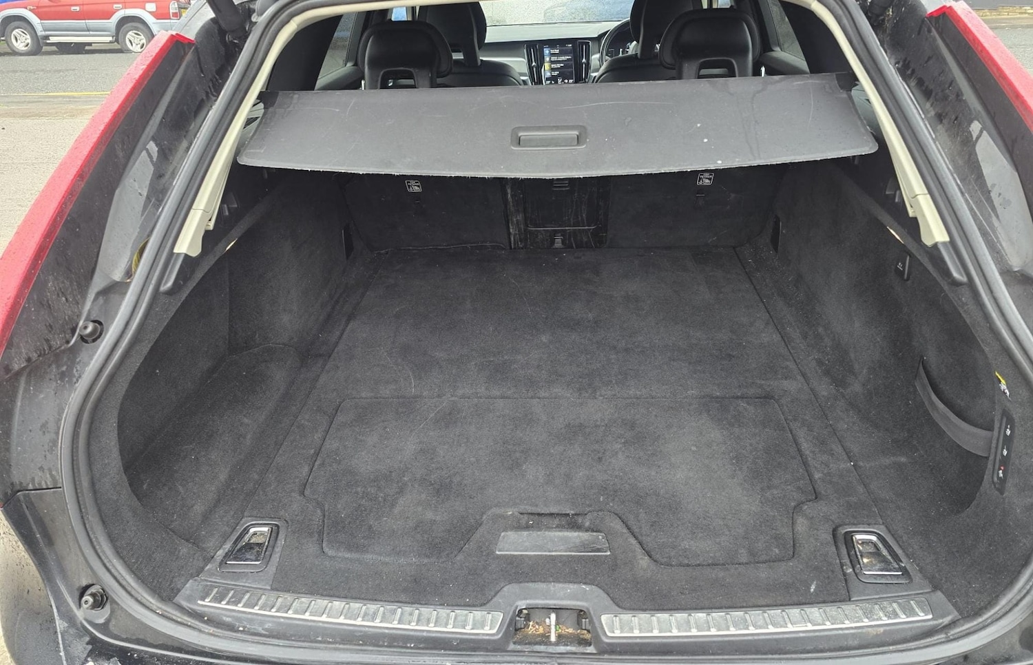 Used Volvo V90 2017 for sale - 77271924: Photo 11