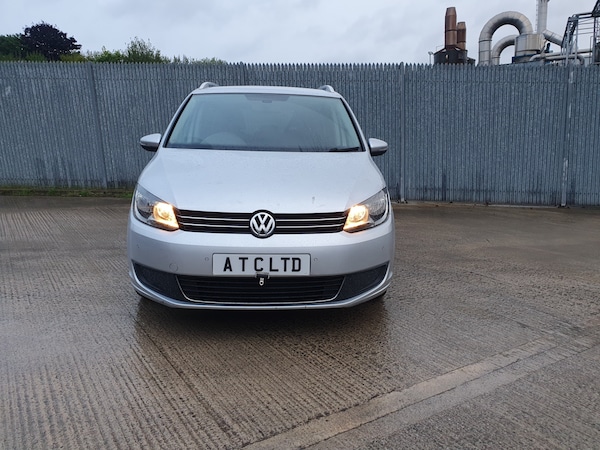 Used Volkswagen Touran 2011 for sale - 73657425: Photo 3