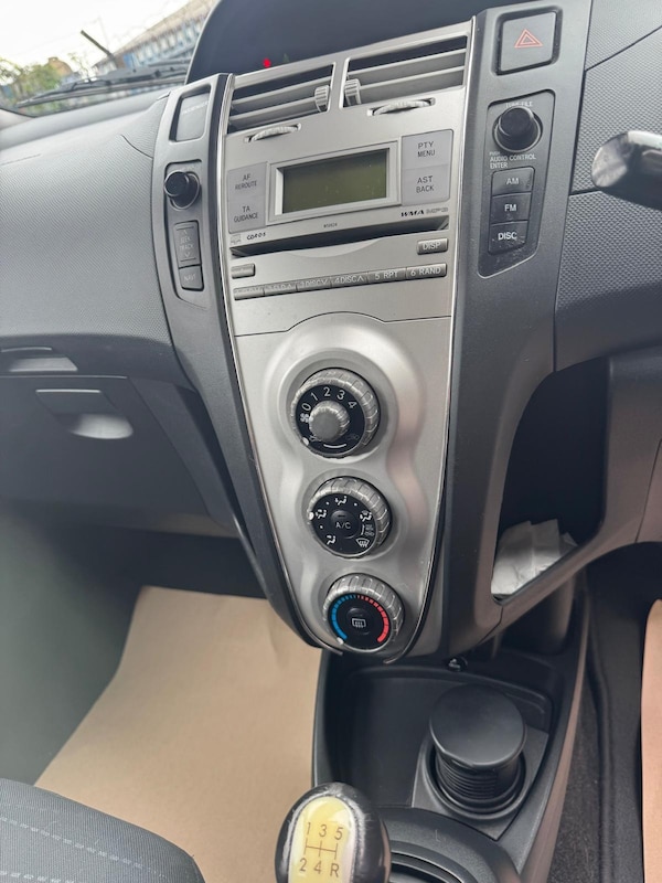 Used Toyota Yaris 2006 for sale - 75604487: Photo 12