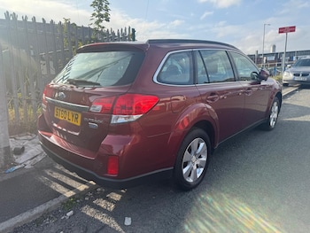 Used Subaru Outback 2010 for sale - 75604478: Photo