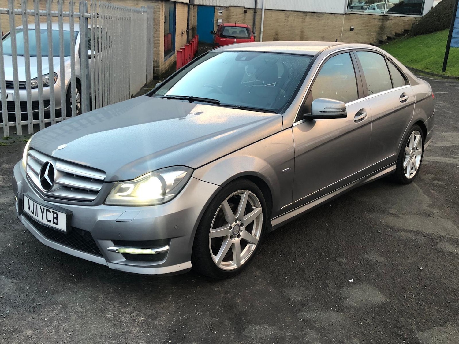 Used Mercedes-Benz C Class 2011 for sale - 77162124: Photo 5