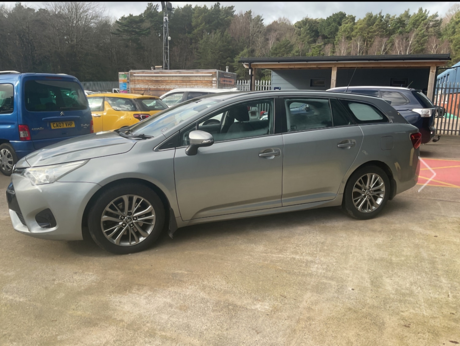 Used Toyota Avensis 2017 for sale - 77656680: Photo 3