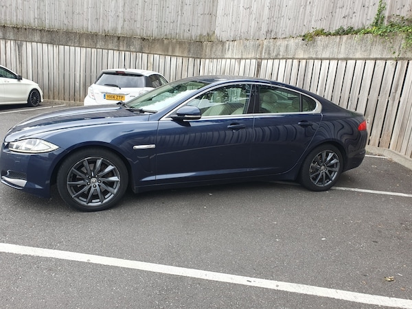 Used Jaguar XF 2012 for sale - 73103968: Photo 4