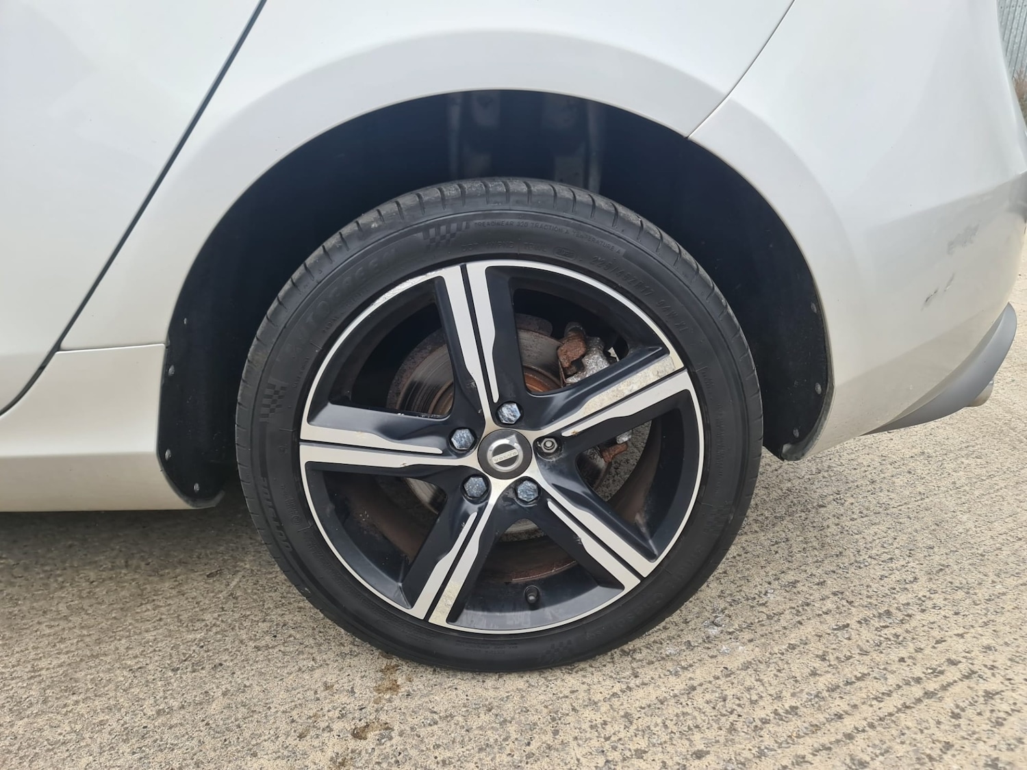 Used Volvo V40 2018 for sale - 73103961: Photo 17