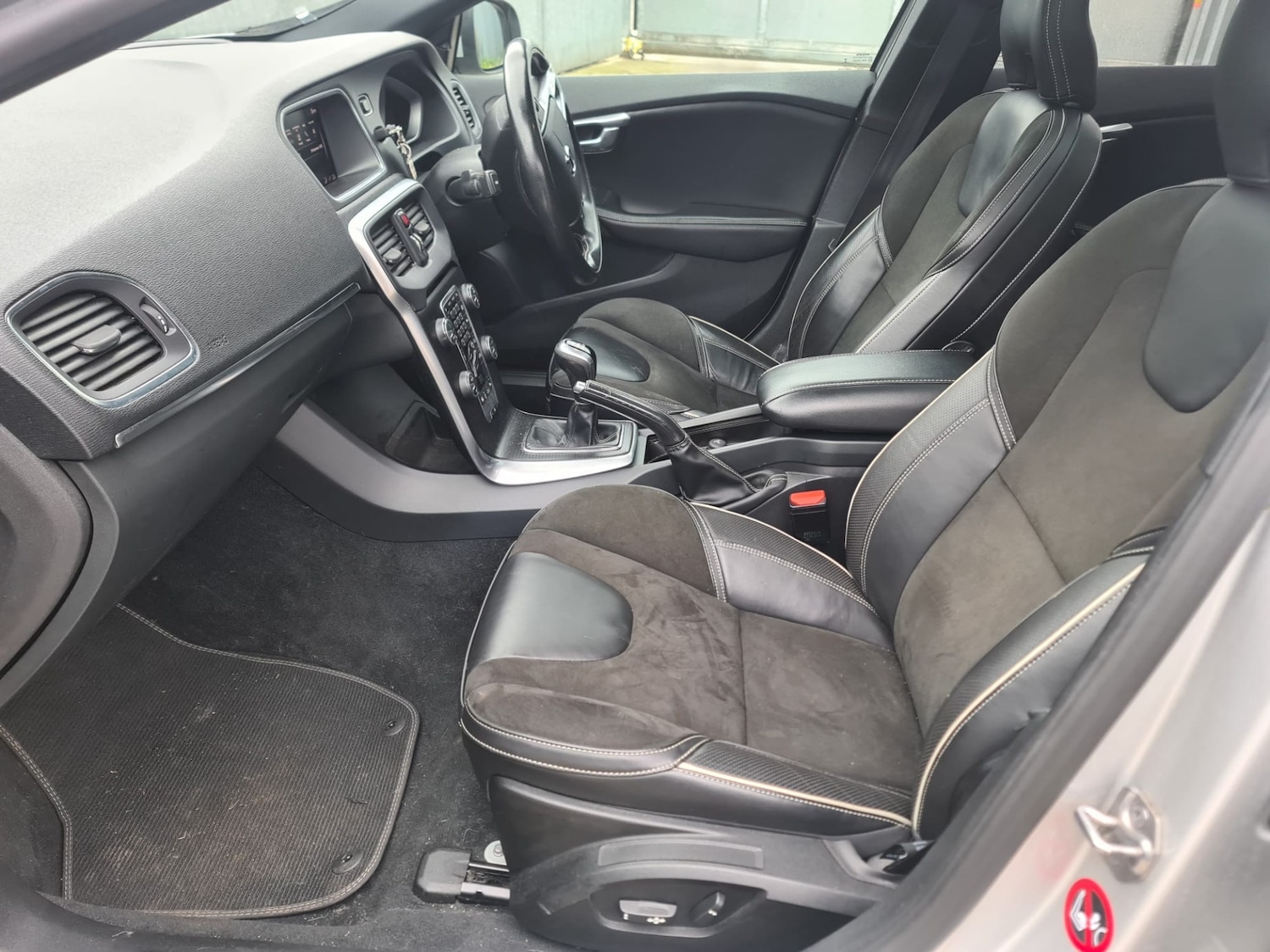 Used Volvo V40 2018 for sale - 73103961: Photo 26