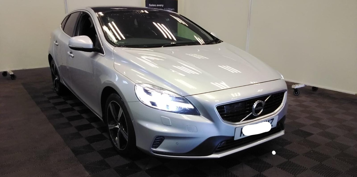 Used Volvo V40 2018 for sale - 73103961: Photo 34