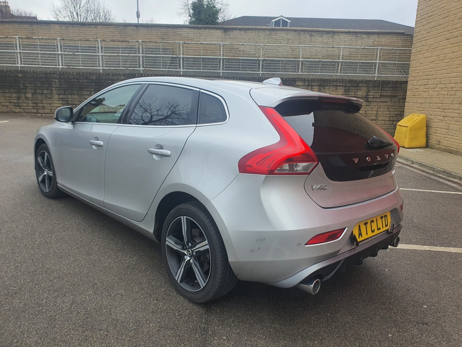 Used Volvo V40 2018 for sale - 73103961: Photo 38