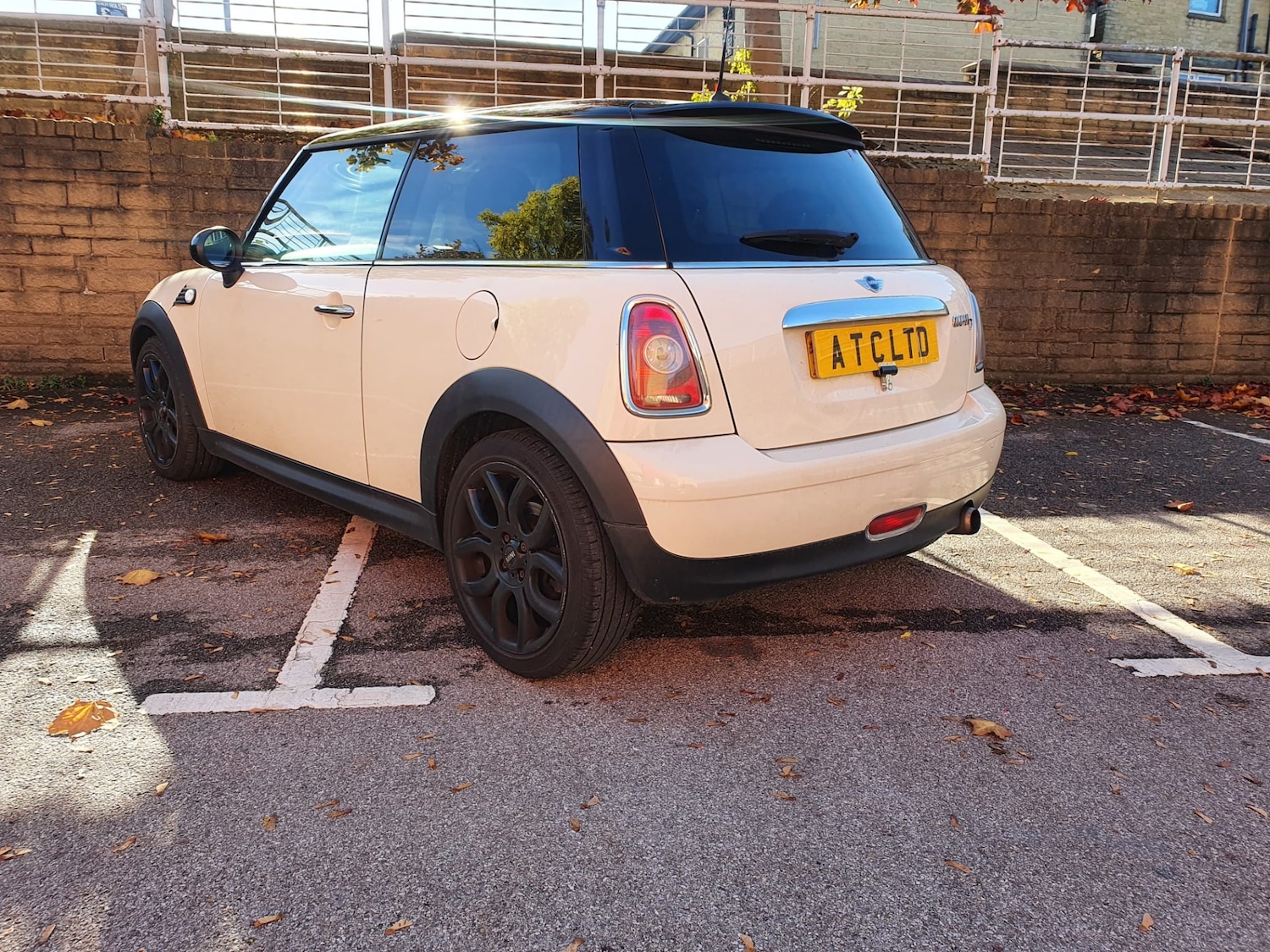 Used MINI Hatch 2010 for sale - 77160041: Photo 6
