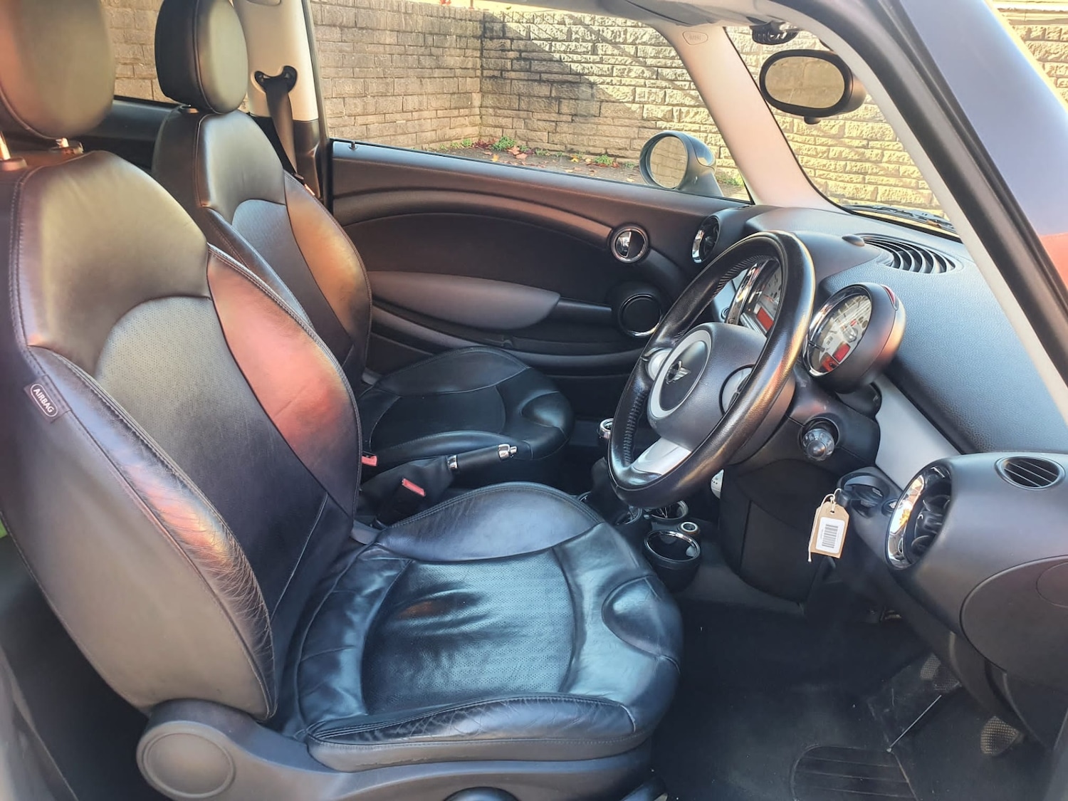 Used MINI Hatch 2010 for sale - 77160041: Photo 7