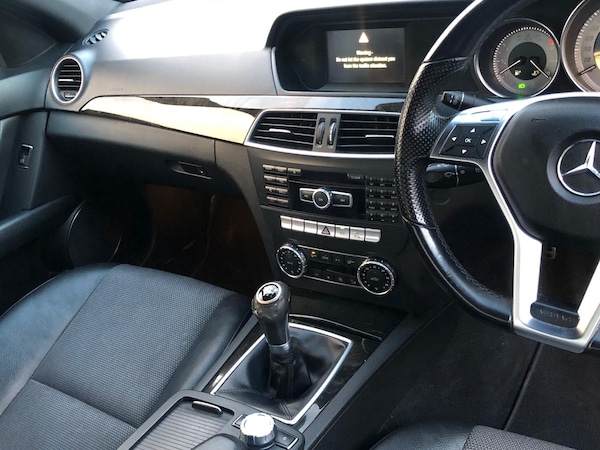 Used Mercedes-Benz C-Class 2011 for sale - 73103945: Photo 10