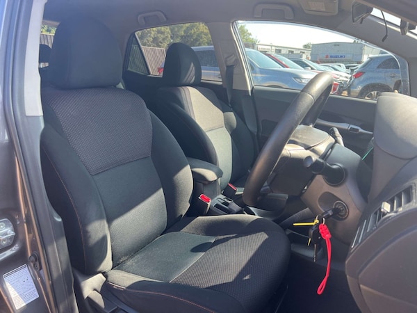 Used Toyota Auris 2010 for sale - 75673361: Photo 15
