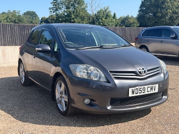 Toyota - Auris