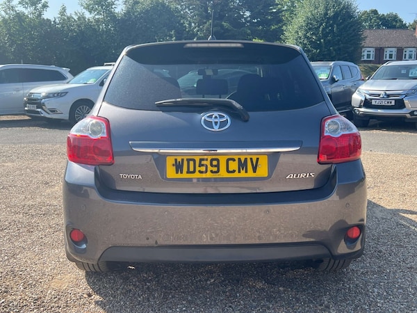 Used Toyota Auris 2010 for sale - 75673361: Photo 5