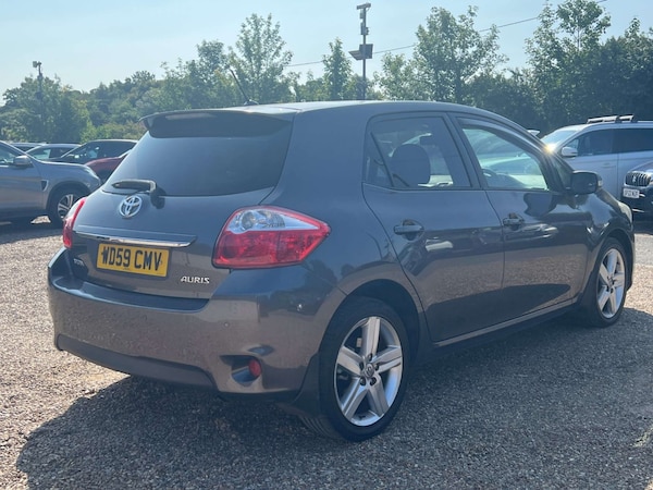 Used Toyota Auris 2010 for sale - 75673361: Photo 6
