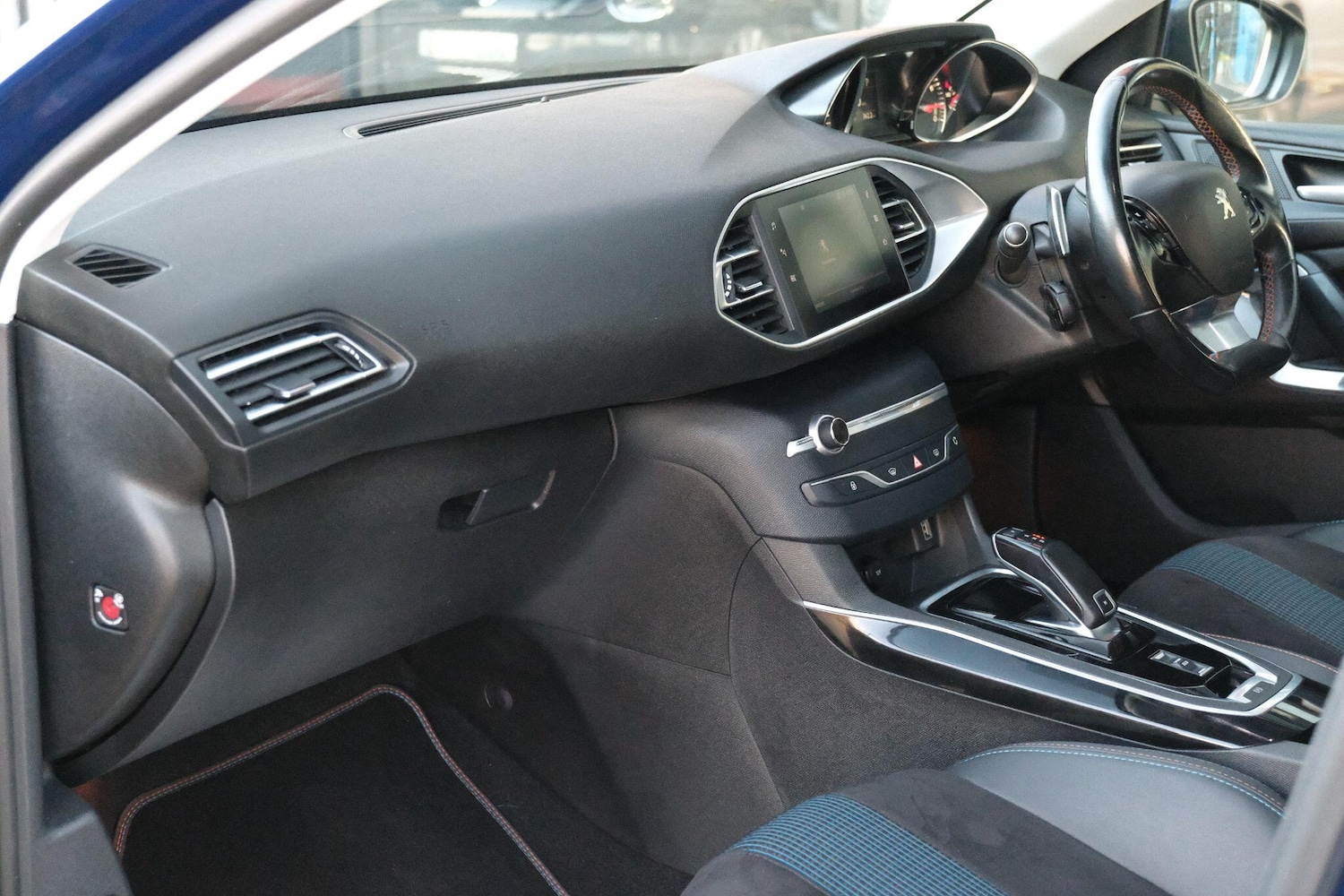 Used Peugeot 308 2019 for sale - 76522310: Photo 14