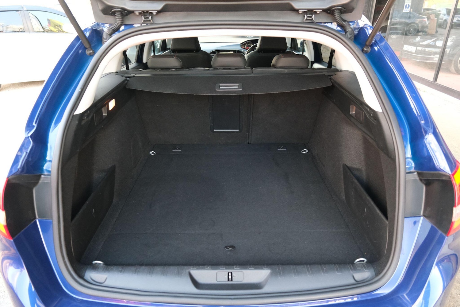 Used Peugeot 308 2019 for sale - 76522310: Photo 59