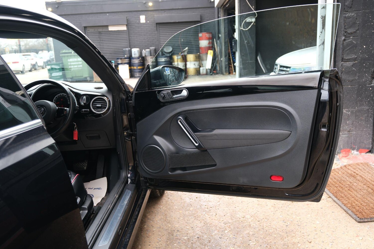 Used Volkswagen Beetle for sale - 77574191: Photo 14