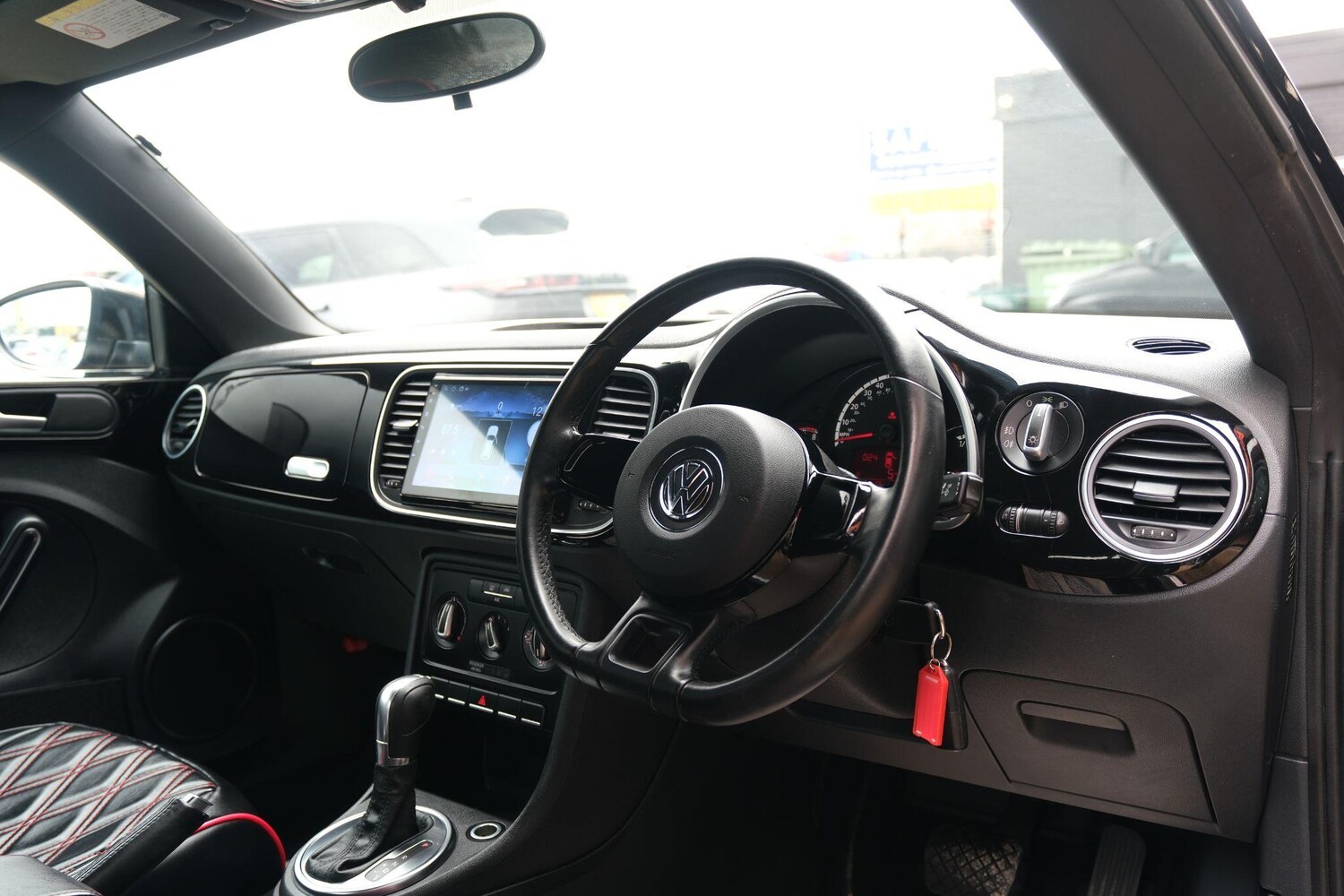 Used Volkswagen Beetle for sale - 77574191: Photo 19