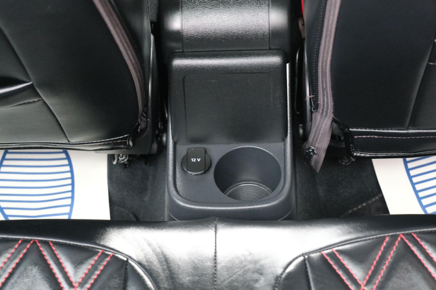 Used Volkswagen Beetle for sale - 77574191: Photo 24