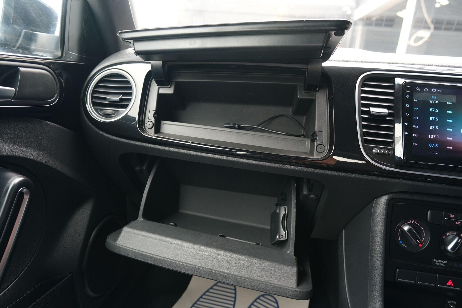 Used Volkswagen Beetle for sale - 77574191: Photo 60