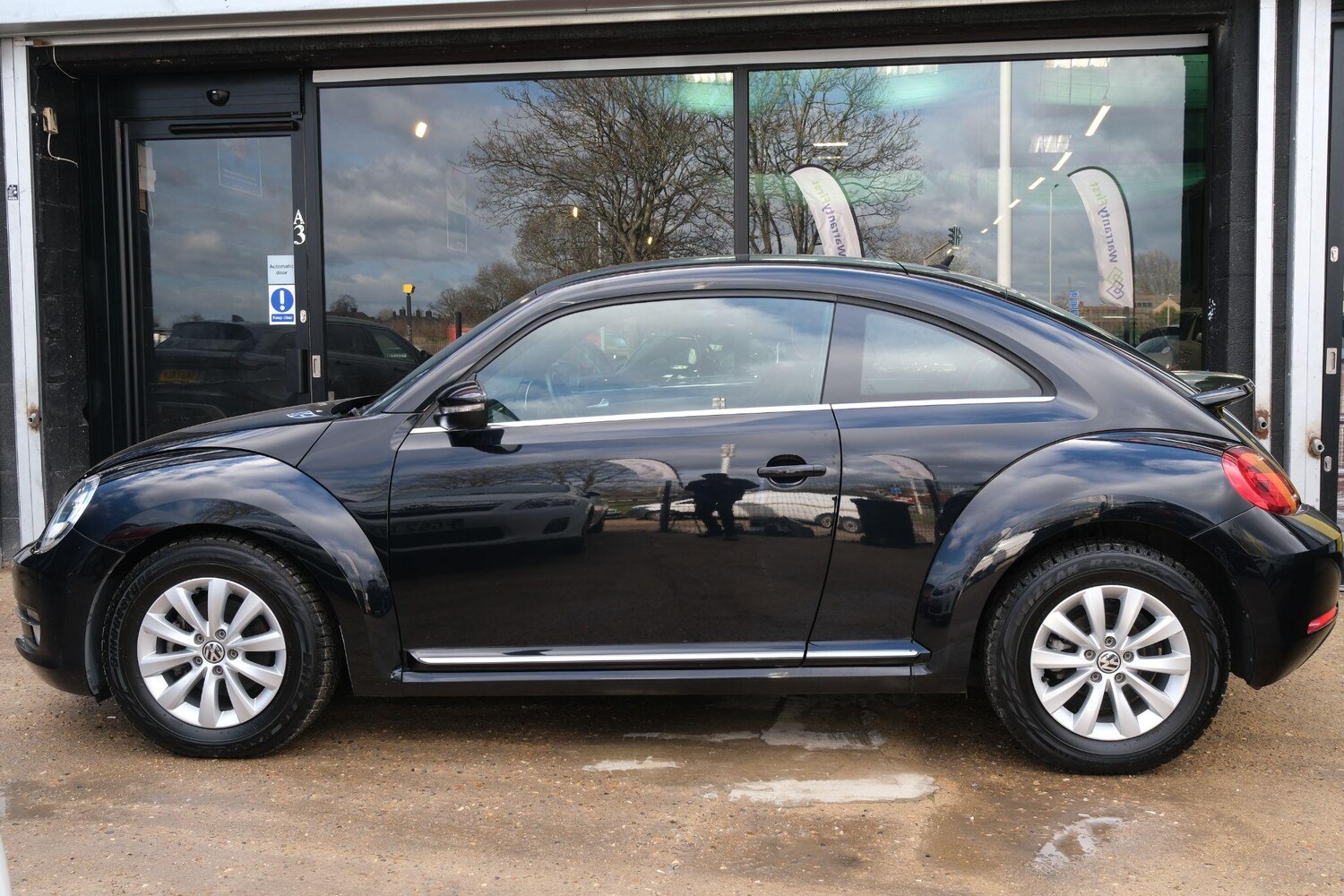 Used Volkswagen Beetle for sale - 77574191: Photo 9