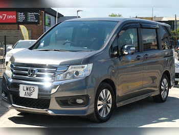 Used Honda Stepwagon 2014 for sale - 79131989: Photo