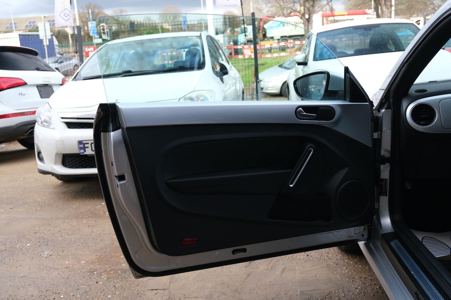 Used Volkswagen Beetle for sale - 77538136: Photo 28